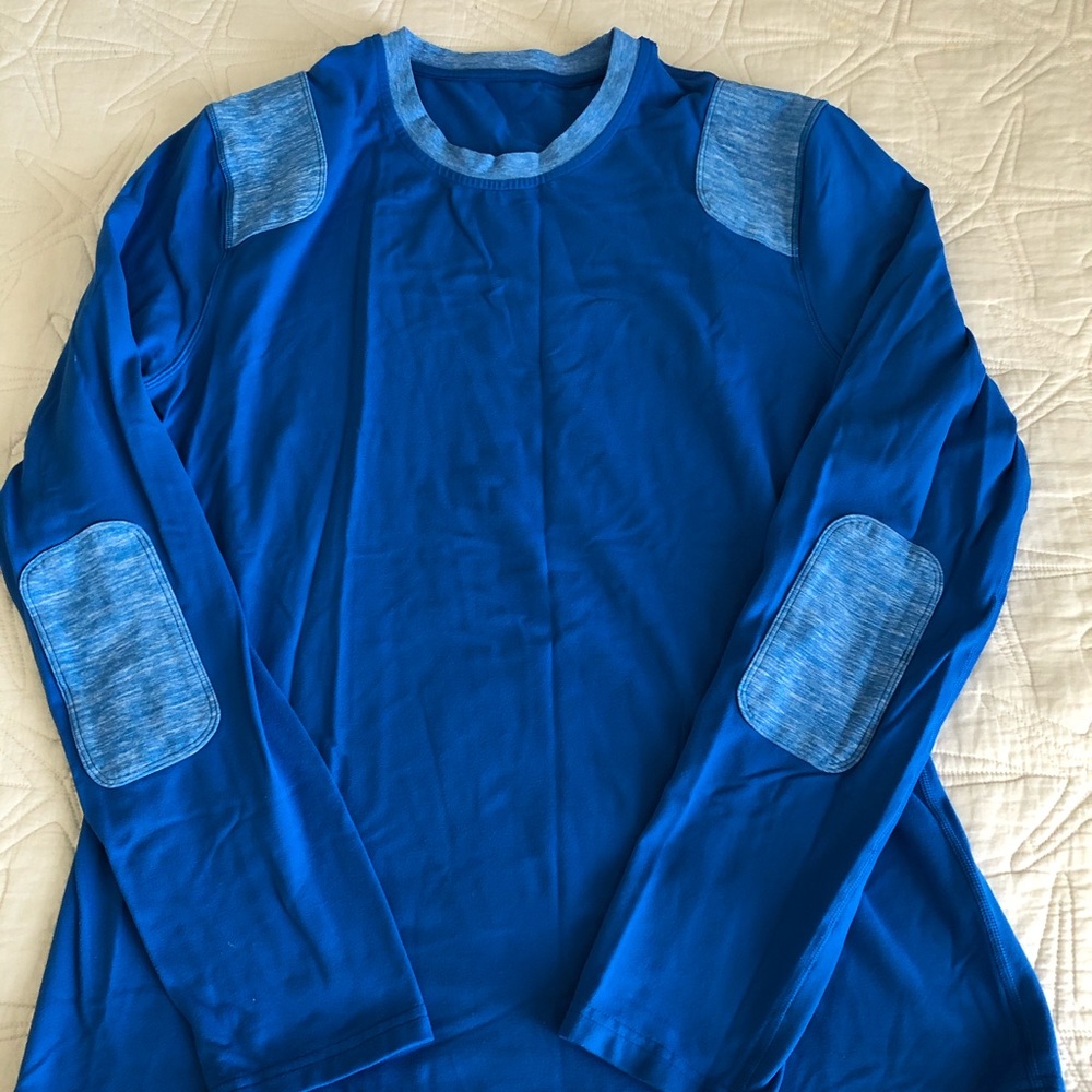 Lululemon SZ LMens Athletic Shirt